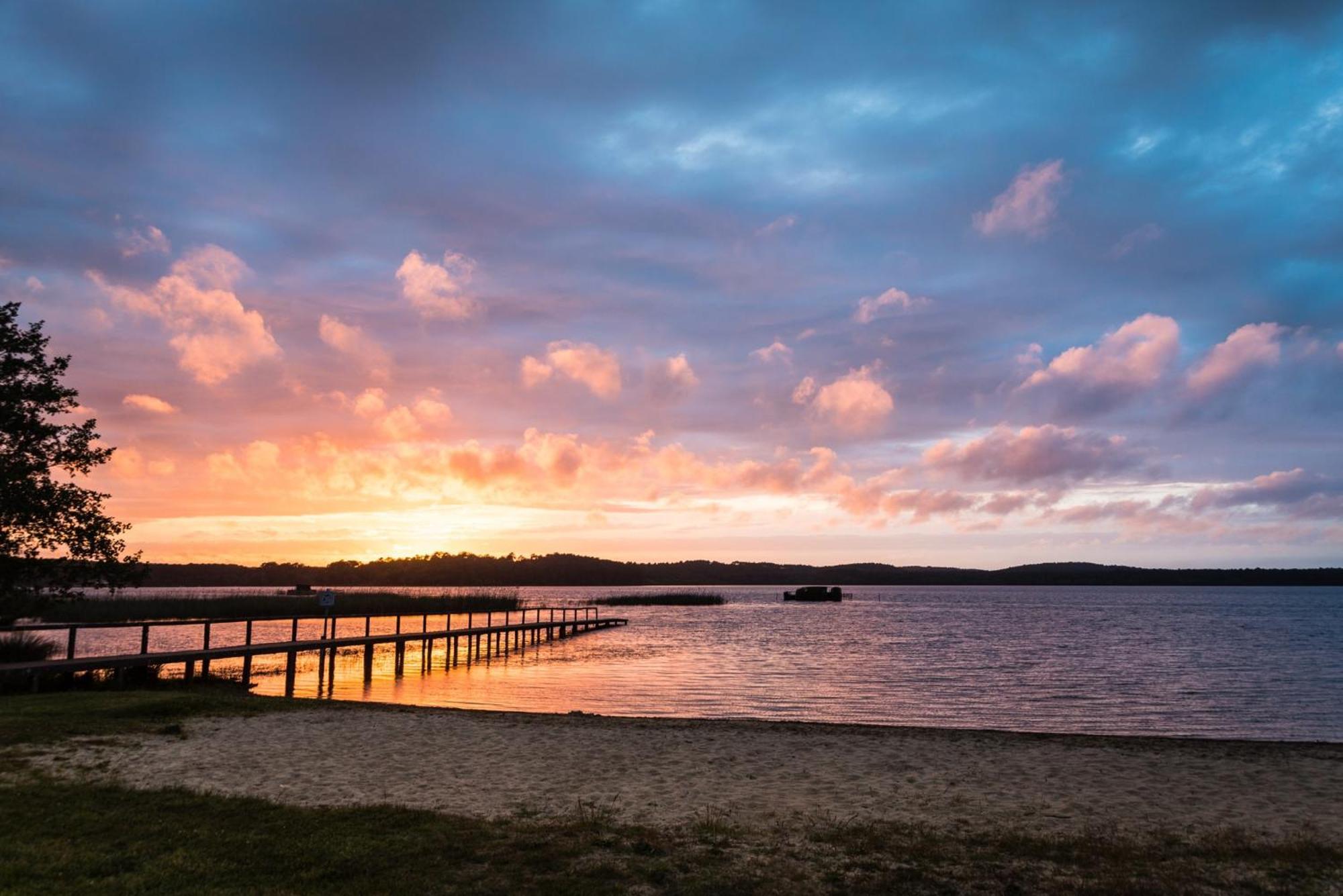 Vk Lake Aureilhan  Dış mekan fotoğraf